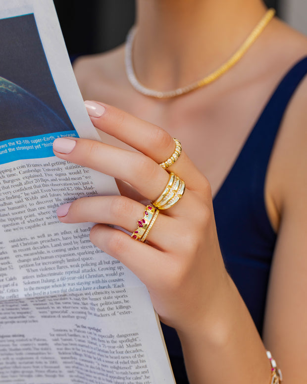 <h2>Akira Gold Collection</h2>